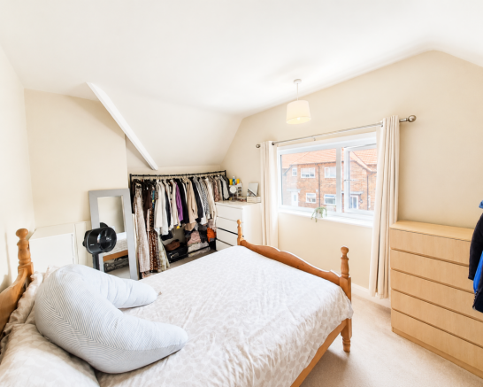 3 bed Terraced for sale Image 11