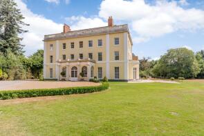 Apartment 15, Westhorpe House, Westhorpe Park, Little Marlow SL7 3FJ