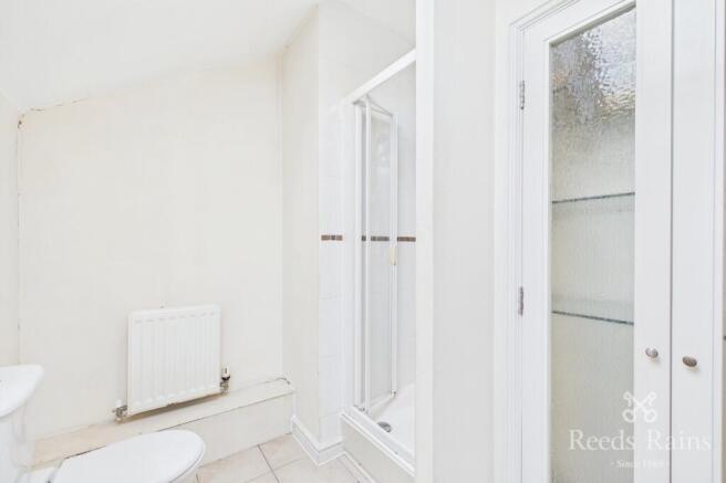 2 bed Apartment to rent Image 8