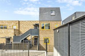 7, Carpenters Way, London SW17 0EU