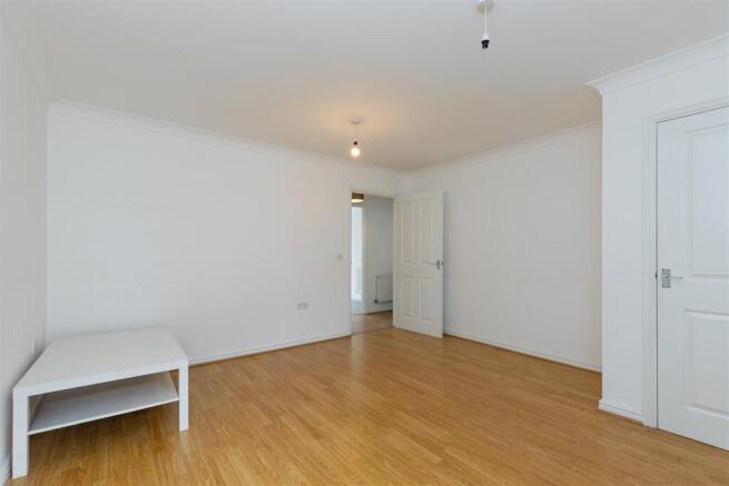 10 Basford Court-10.jpg