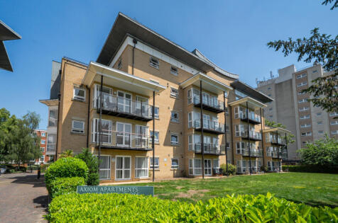 Sparkes Close, Bromley, BR2