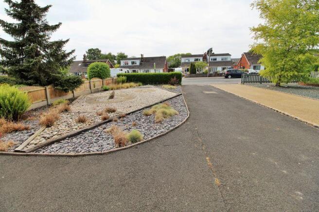Front Garden &...