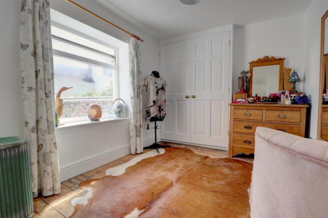 Bedroom 4.1.jpg