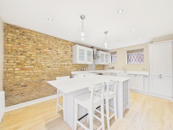 2 bed Cottage for sale Image 6