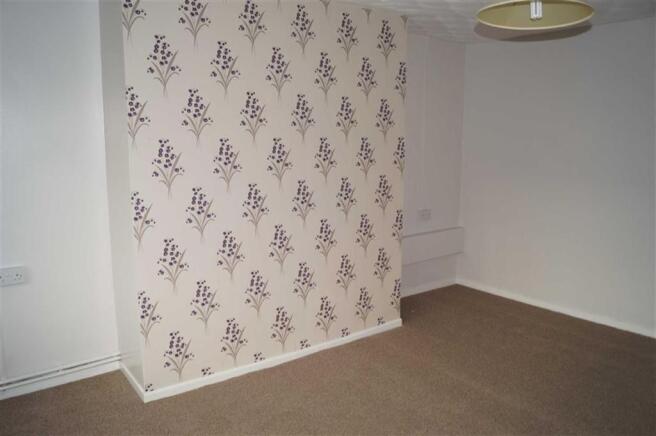 BEDROOM 2 (REAR)