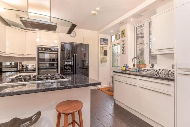 Kitchen - C.jpg