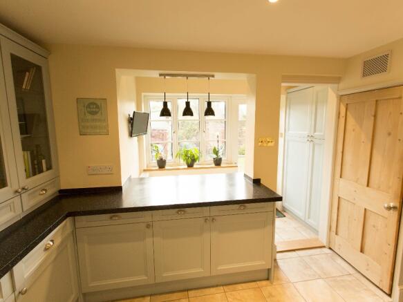 breakfast bar