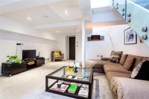 Flat 1, 13, Windsor Street, London N1 8QG