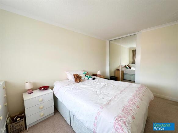 3 bed Semi-Detached for sale Image 11