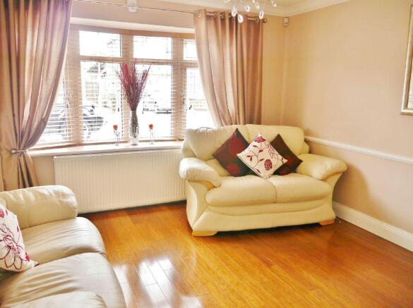Lounge Photo 2