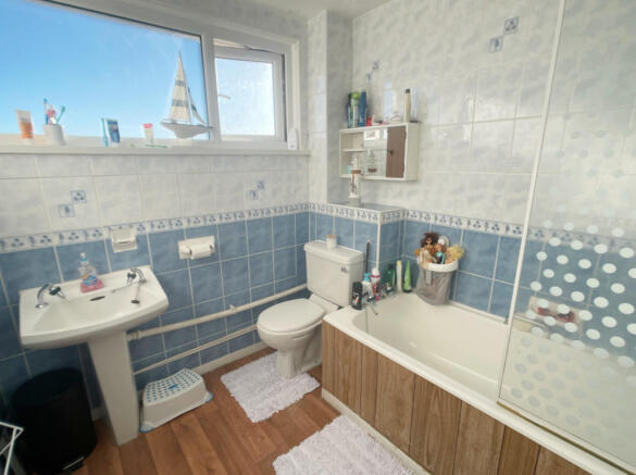 Photo 12