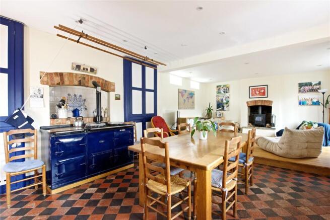 Kitchen/Breakfast Rm