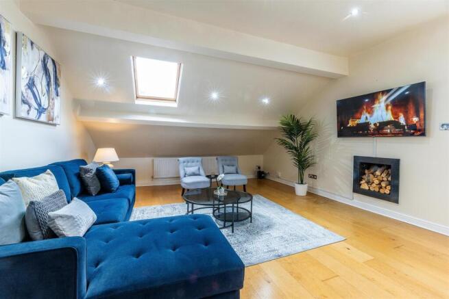 7 Redcliffe Road 011