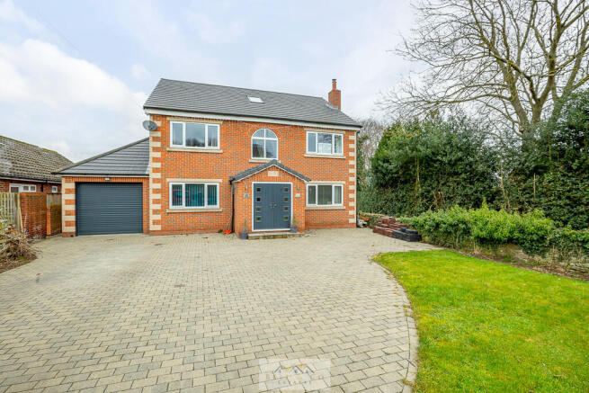 Front of house 1....