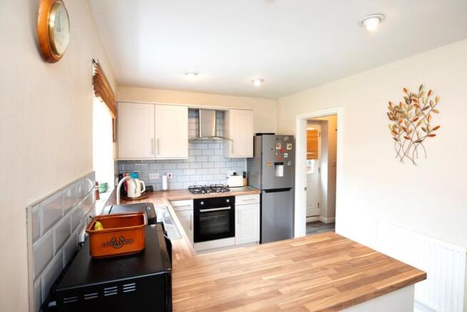 3 bed Detached for sale Image 10