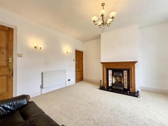 3 bed Terraced for sale Image 5