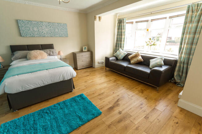 Blue Room at £725pcm