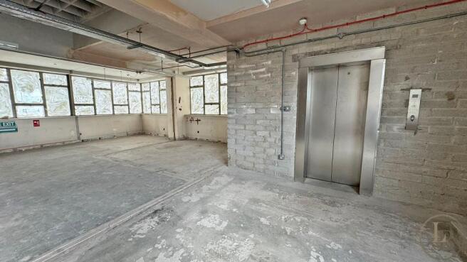 Detached for sale Image 9