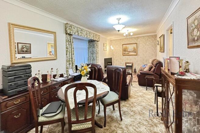 Dining Lounge