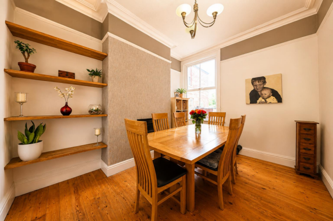 4 bed Terraced for sale Image 8