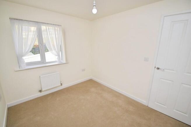 3 bed Semi-Detached for sale Image 10