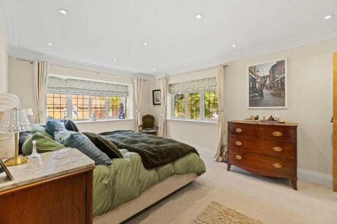 High Oaks Close, Coulsdon, CR5 photo 4
