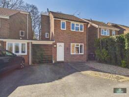 7, Mountbatten Close, Broadfield, Crawley RH11 9PE