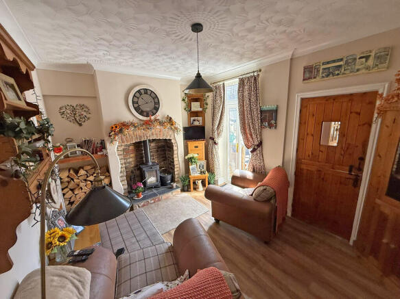 3 bed Terraced for sale Image 4