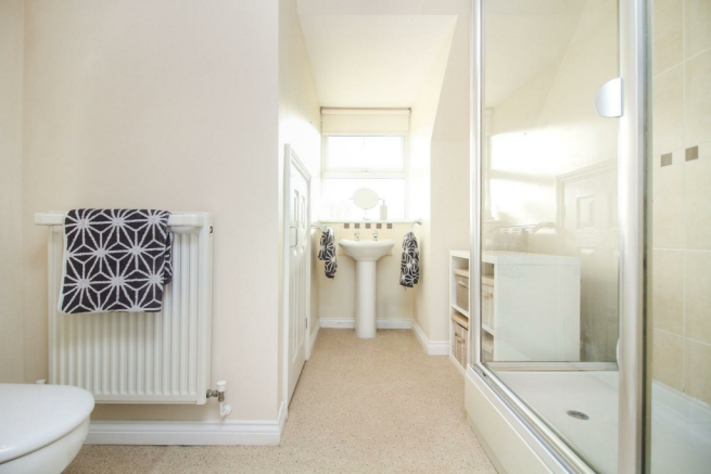 Master Ensuite
