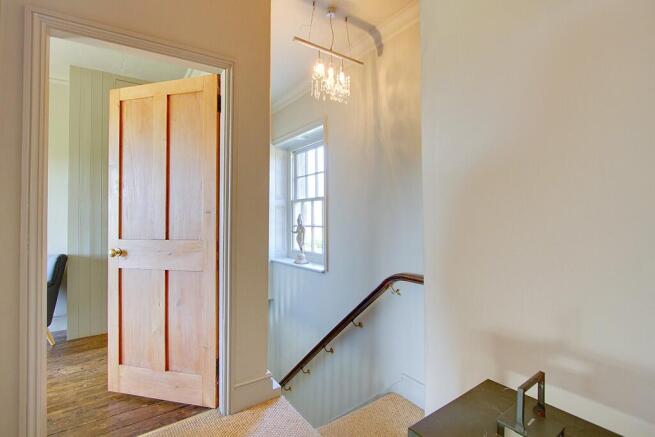 2 bed House for sale Image 11