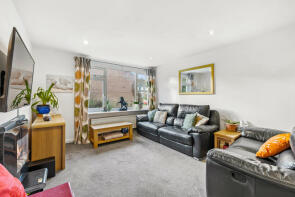 28, Blacklands Meadow, Nutfield RH1 4EW