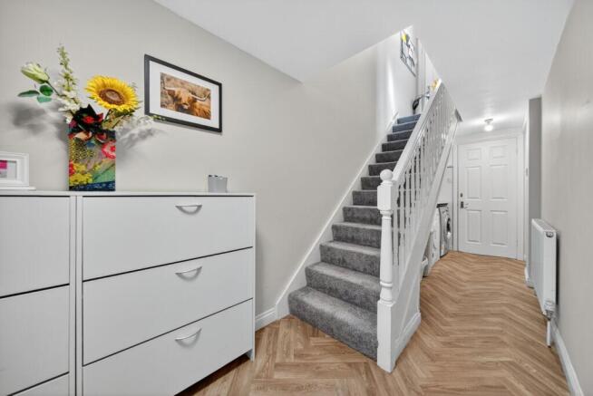 3 bed Terraced for sale Image 6