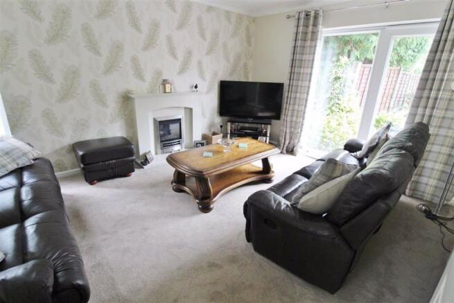 Lounge Second View