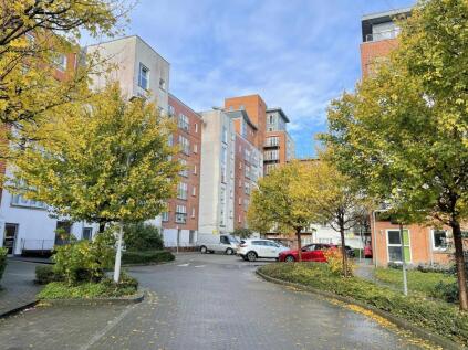 Avenel Way, Poole, BH15
