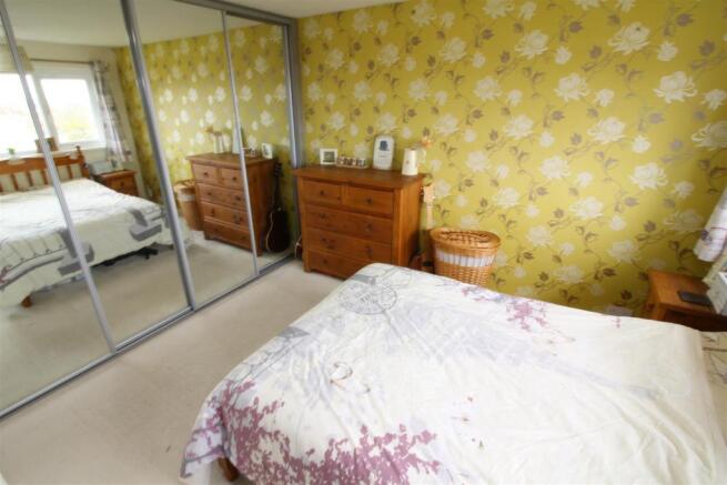 20 Bed 1.JPG