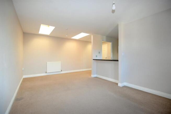 Living Room 3.jpg