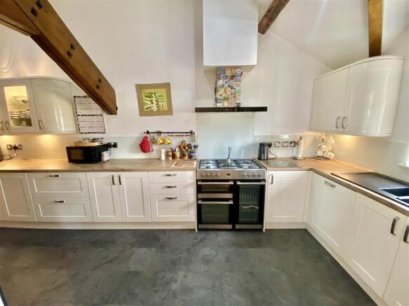 Bramleys Estate Agents - The Orchards - Bellstring