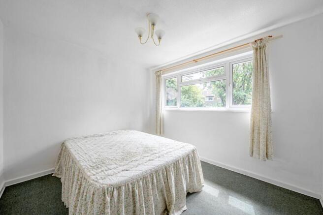 3 bed Terraced for sale Image 9
