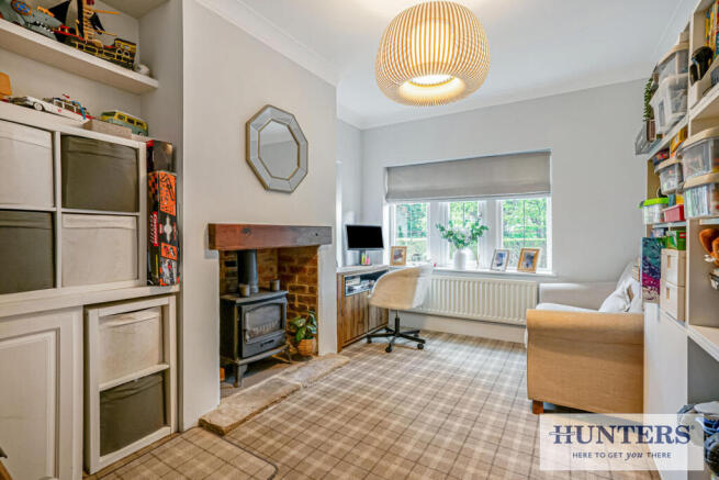 4 bed Detached for sale Image 8