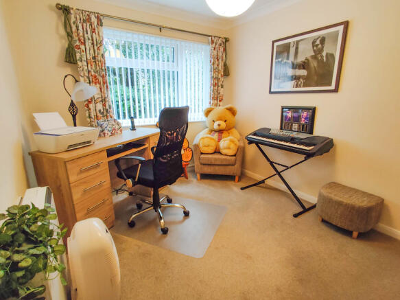 Photo 11