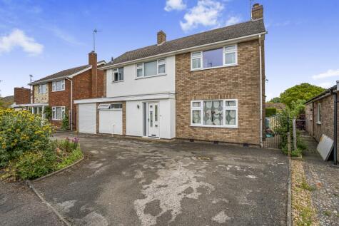 Fairway, Kibworth, Leicestershire