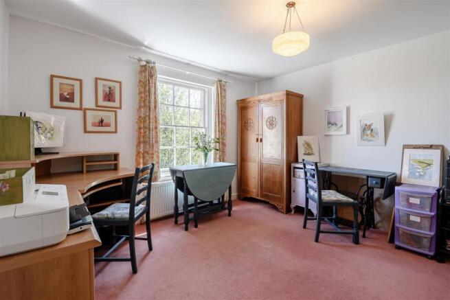 8460459-interior29.jpg
