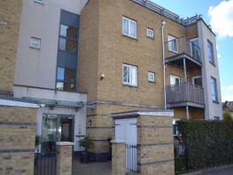 Flat 3, 2b, Alexandra Road, Hounslow TW3 1LX