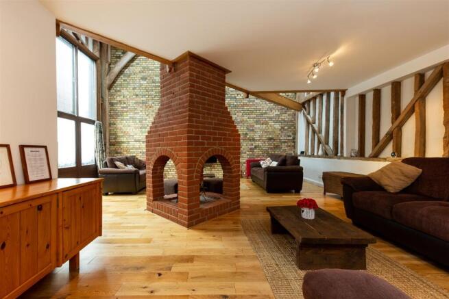 Alder Barn (10 of 16).jpg