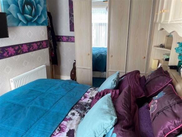 Bedroom 1 (Front)