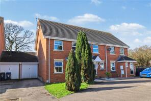 8, The Hornbeams, Burgess Hill RH15 8XA