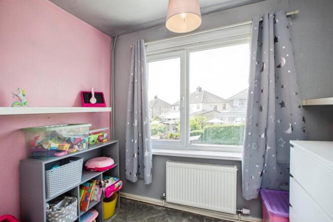 3 bed Semi-Detached for sale Image 10