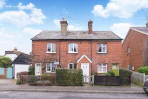 15, Summers Road, Farncombe, Godalming GU7 3BB