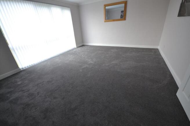 Lounge 1.1.JPG